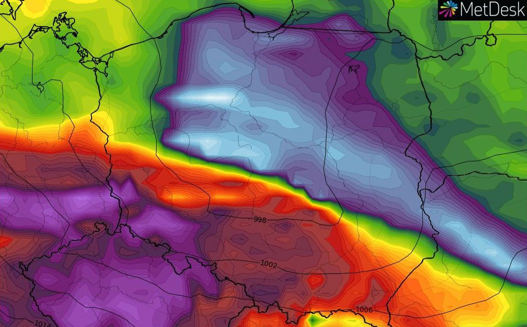 Niż Yulia niesie niebezpieczne wichury. Na mapie czerwonym i fioletowym kolorem oznaczono wiatr wiejący z prędkością 70-100 km/h