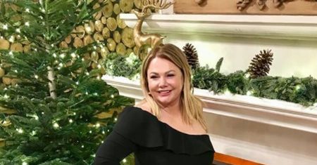 Katarzyna Niezgoda w świątecznym wydaniu. Elegancko!