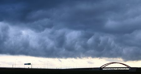 Prognoza pogody na dziś - 25 czerwca. W całym kraju pochmurno. Na słońce nie ma co liczyć