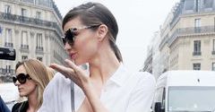 Miranda Kerr lubi chwalić się biustem