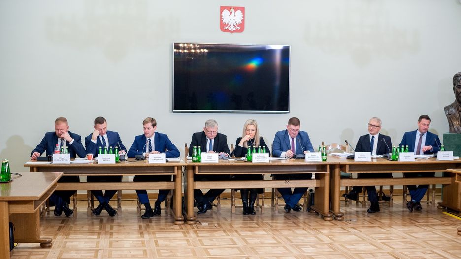 Komisja ds. Amber Gold straciła dwóch członków