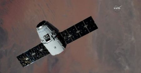 Kapsuła SpaceX Dragon bezpiecznie dotarła do Międzynarodowej Stacji Kosmicznej