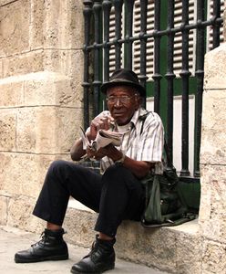 Na Kubie żyje nie 2.500 lecz "tylko" 1.448 stulatków