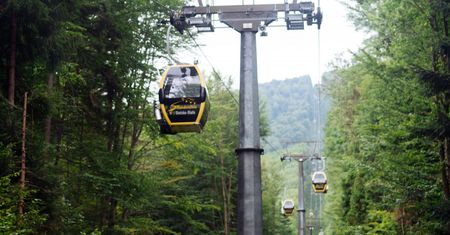 Beskidy. Akcja GOPR-u na Szyndzielni, pomogli 67-letniej turystce
