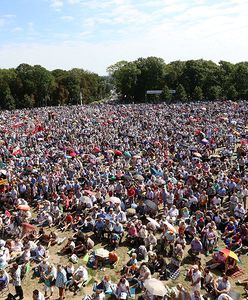 Ks. Żmudziński: śpiewamy "Nie lękajcie się" i "robimy w portki" na samą myśl o islamie