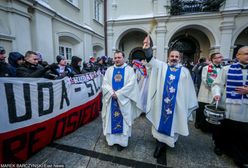 "Twarze pijane wódą i chrześcijańska nienawiść". Kulisy kibolskiej pielgrzymki na Jasną Górę