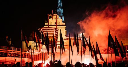 Race na Jasnej Górze. Tak pielgrzymowali narodowcy