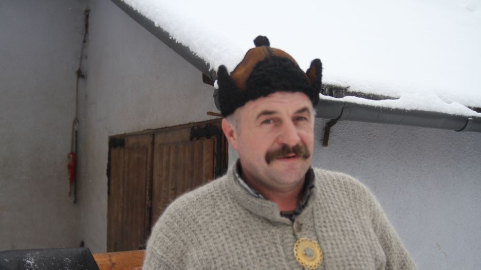 Pan Ludwik z Zakopanego, zapytany o to, jaka będzie pogoda, przypomina stare góralskie powiedzenie.