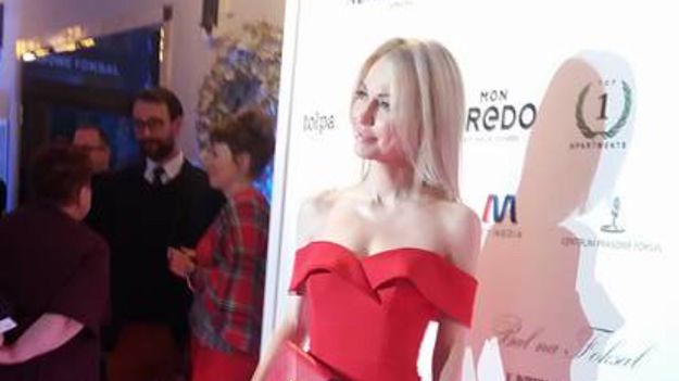 Magdalena Ogórek na balu dziennikarzy SDP