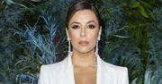 Eva Longoria w białym garniturze. Dekolt przykuwa uwagę