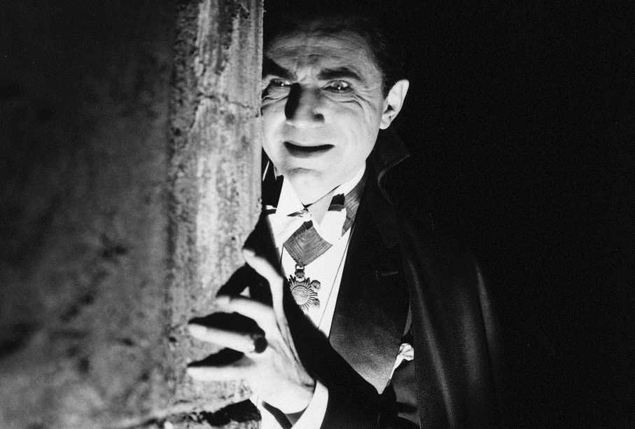 Bela Lugosi jeszcze raz wcieli się w Draculę. Powstaje wierna komiksowa adaptacja powieści Brama Stokera