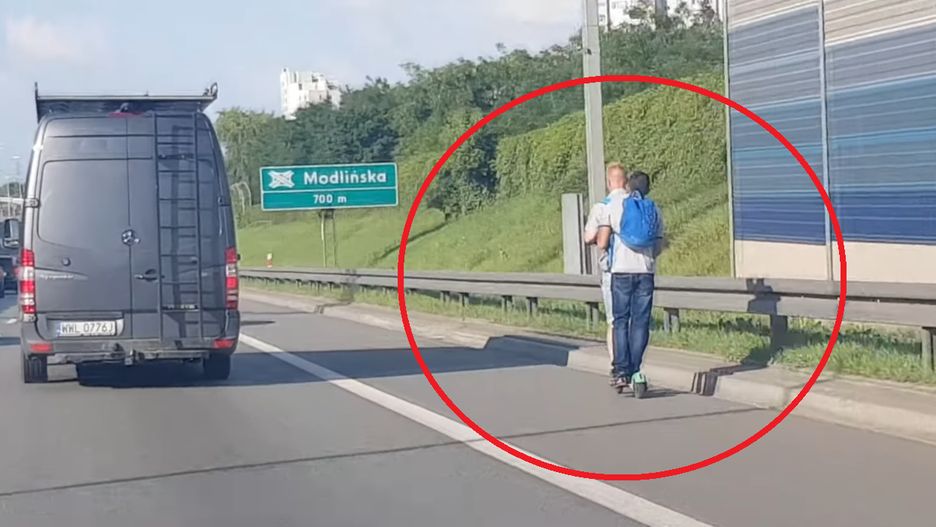 Warszawa. Dwóch nastolatków jechało po trasie S8 na hulajnodze