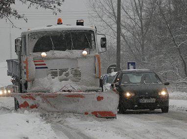 Śnieg i złe warunki na drogach