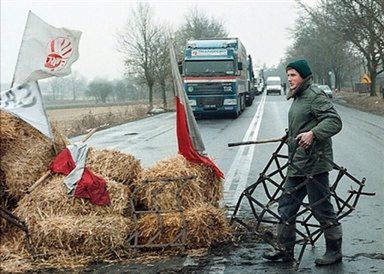 NIK: połowę polskich dróg trzeba natychmiast zamknąć