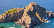 Turyści zadeptują kościół na wyspie San Juan de Gaztelugatxe. Winien popularny serial