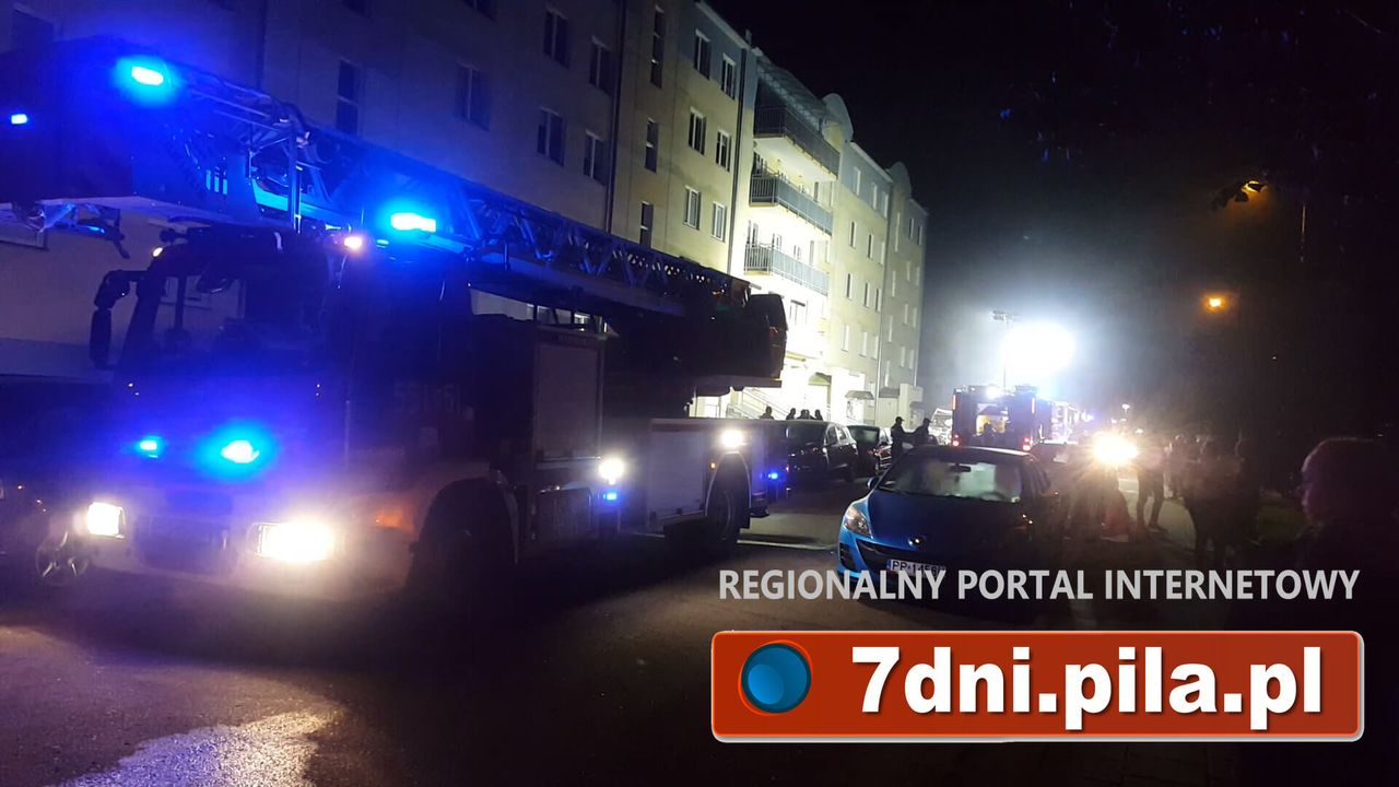 Pożar w Pile. Spłonęły auta.