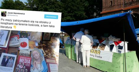 Na stoisku przed kościołem można kupić nie tylko katolickie książki i czasopisma