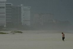 Frances pustoszy Bahamy, zbliża się do Florydy, słabnąc