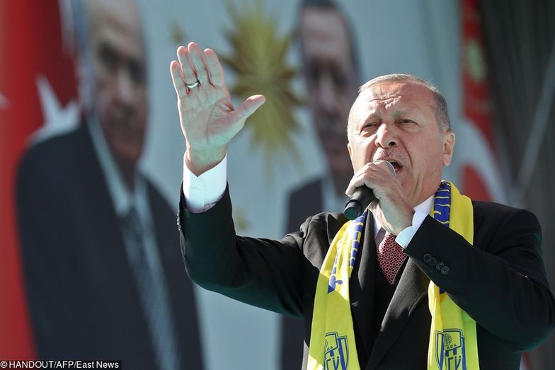 Prezydent Recep Tayyip Erdogan jest w trakcie kampanii wyborczej.