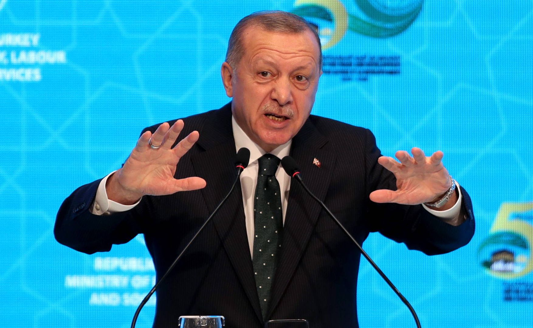 Prezydent Turcji Recep Tayyip Erdogan odgraża się USA: zamkniemy amerykańskie bazy