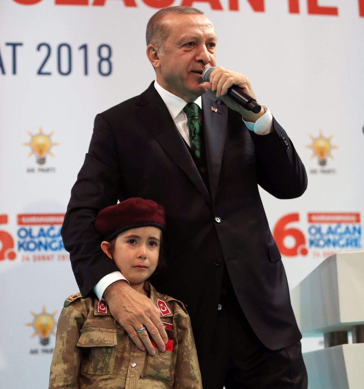 Recep Tayyip Erdogan do 6-letniej dziewczynki. "Jeśli zostaniesz męczennikiem, uhonorujemy cię"