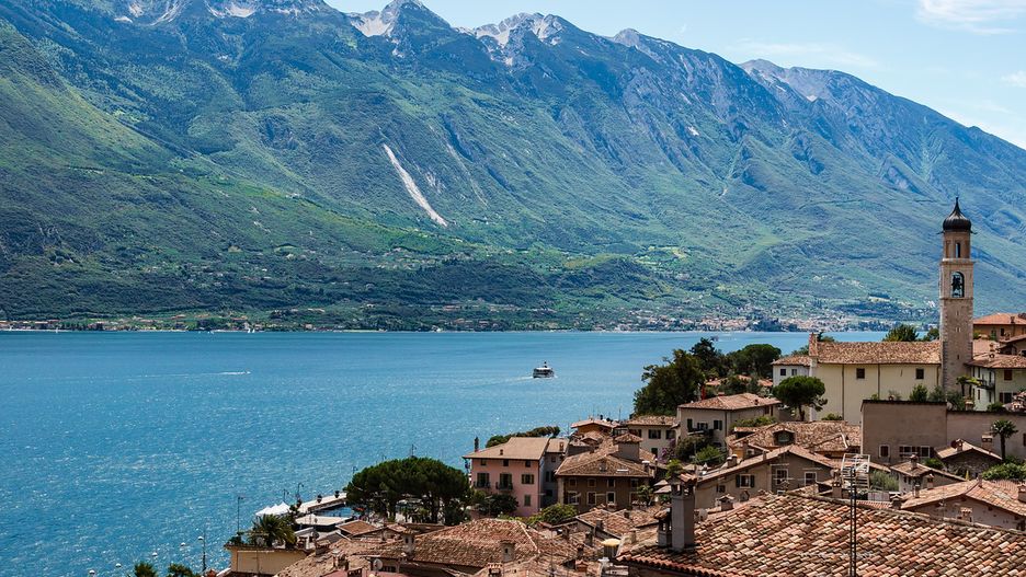 Jezioro Garda. Adam Pawlik chciał zejść na prawie samo jego dno, żeby pobić rekord świata.
