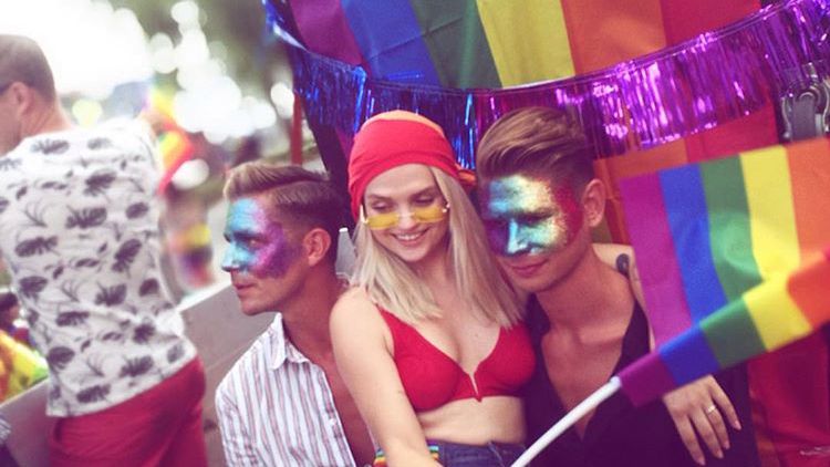 Margaret podczas Parady Równości w Sztokholmie 