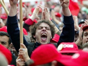 Blisko 500 tys. osób protestowało przeciwko niemieckiemu rządowi