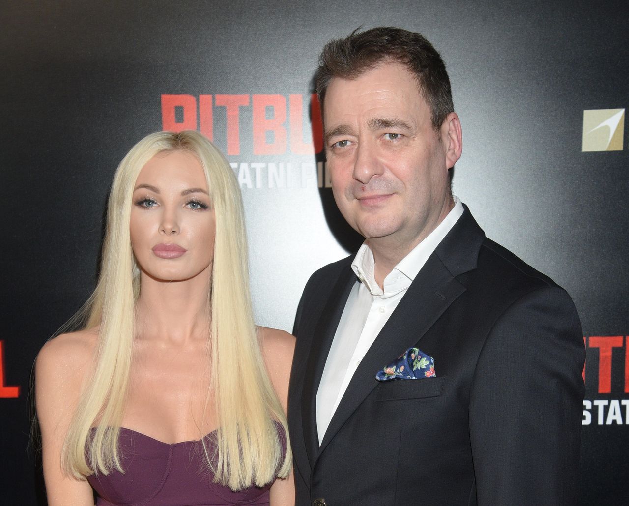 Jacek Rozenek przyszedł z Roxy Gąską na premierę "Pitbulla". Wyglądała zachwycająco