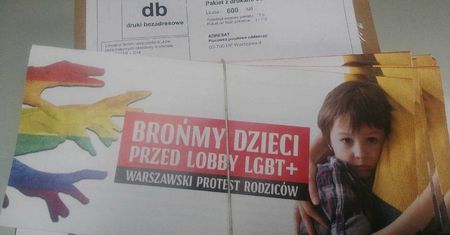 Listonosze powołują się na "klauzulę sumienia". Ulotki światopoglądowe w Warszawie
