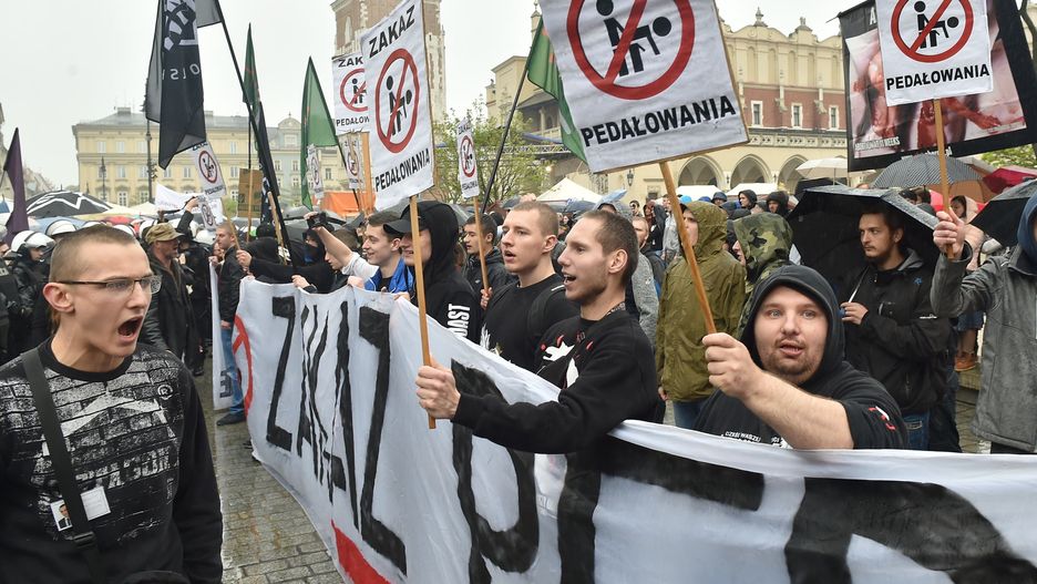Manifestacja przeciw związkom homoseksualnym w Krakowie