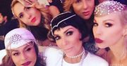 Kardashianki poniosła wyobraźnia. Zobaczcie jak wystroiły się na imprezę u swojej matki