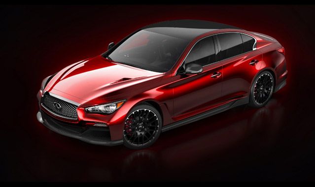 Infiniti Q50 Eau Rouge: limuzyna na sportowo