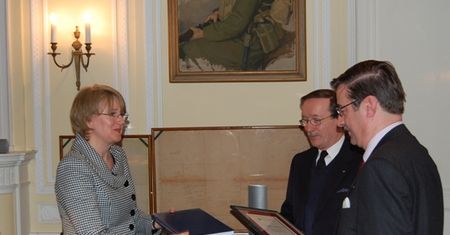 10 tysięcy Polaków przez 10 lat zdało egzamin w Cambridge
