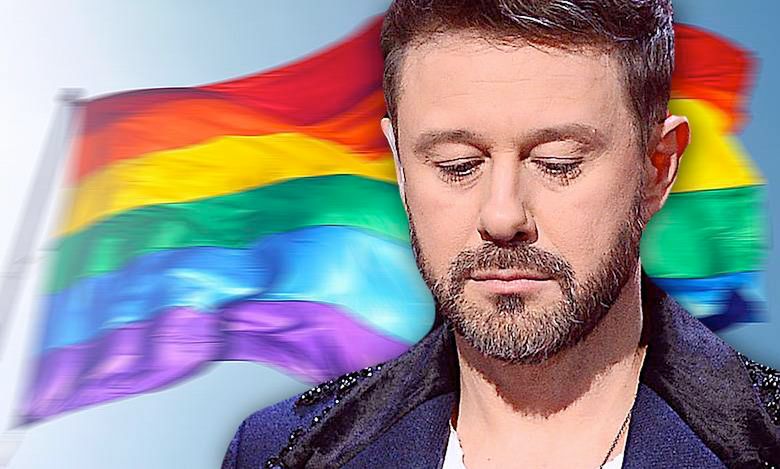 Słynna para gejów nie odpuszcza Andrzejowi Piascznemu! W odpowiedzi opublikowali swój hit na święta [WIDEO]