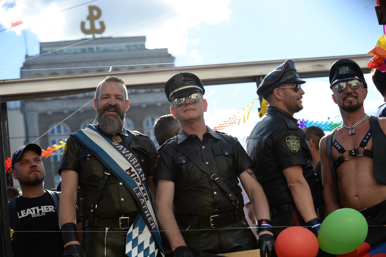 "Nie boimy się husarii na kucach". Parada Równości przeszła ulicami