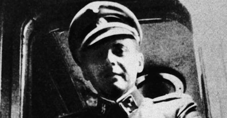 Mengele dawał im cukierki, kazał nazywać się wujkiem, a potem kroił ich mózgi. Eksperymenty na dzieciach w Auschwitz