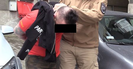 "Angelo" i jego ekipa totalnie rozbici przez CBŚP . Wyłudzili "na policjanta" ponad milion złotych