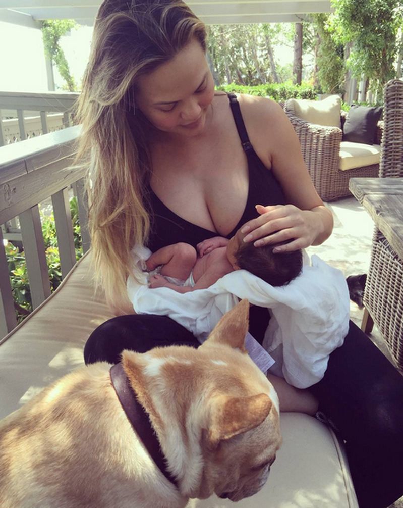 Chrissy Teigen do hejterki: „Ty wiedźmo!”