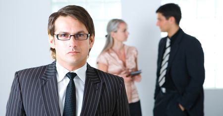 Nie lubisz swojej pracy - zostań agentem