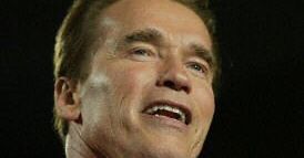 Schwarzenegger bije rekordy popularności