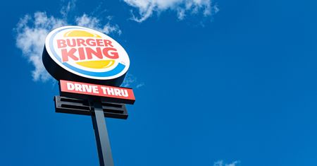 Burger King wprowadza roślinnego Rebel Whoppera. Zobacz, co ma w środku