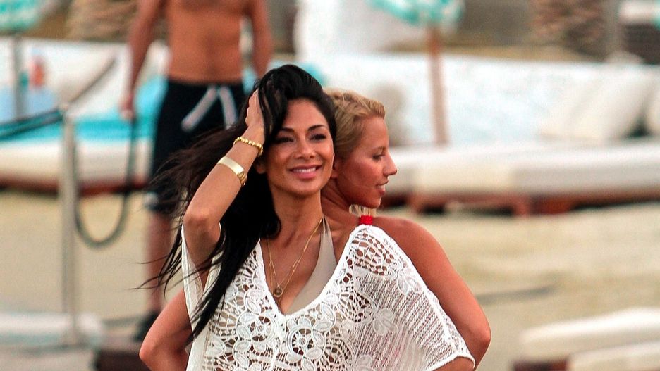 Nicole Scherzinger odpoczywa na greckiej wyspie Mykonos. 