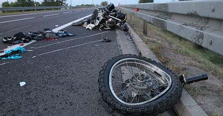 Motocykliści są ostrożniejsi. A jednak mniej bezpieczni