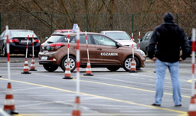 Koniec z egzaminem na placu manewrowym? Szykuje się rewolucja