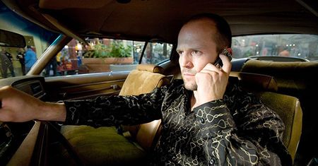 Rośnie liczba mandatów za korzystanie z telefonu podczas jazdy