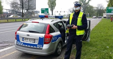 Drony do ścigania piratów na motocyklach