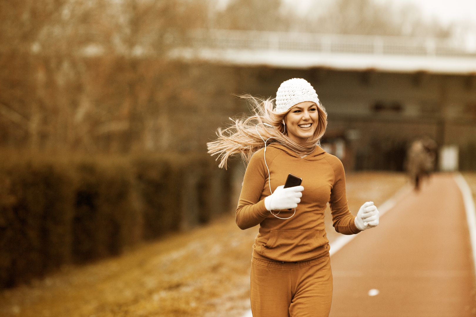 Jesienny jogging jest przyjemniejszy, niż możesz sobie wyobrazić