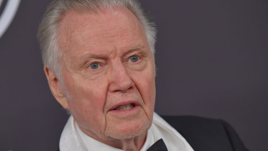 Jon Voight głosi poparcie dla prawicowej partii.
