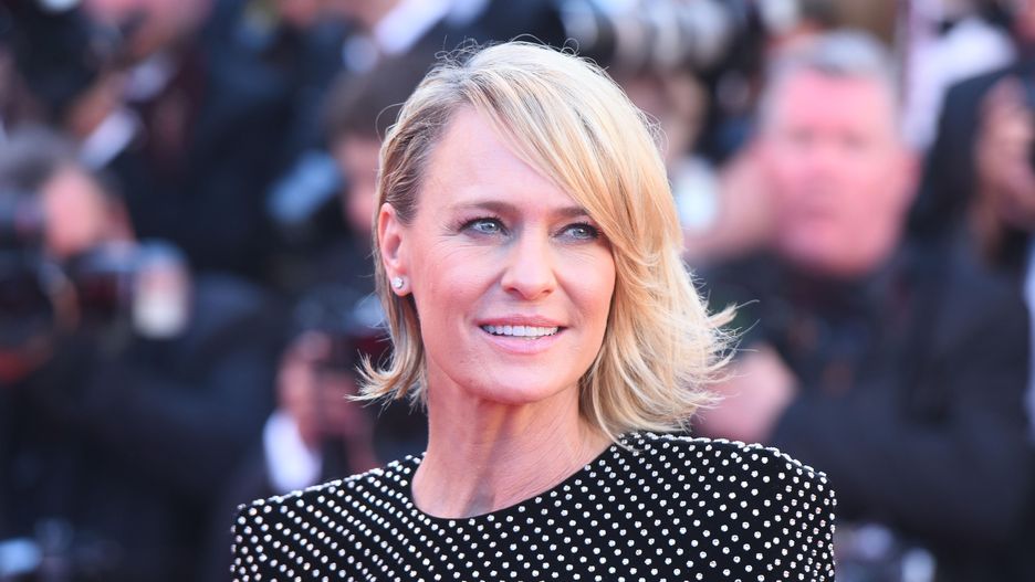 Robin Wright powróciła w wielkim stylu, grając jedną z głównych ról w serialu ''House of Cards''